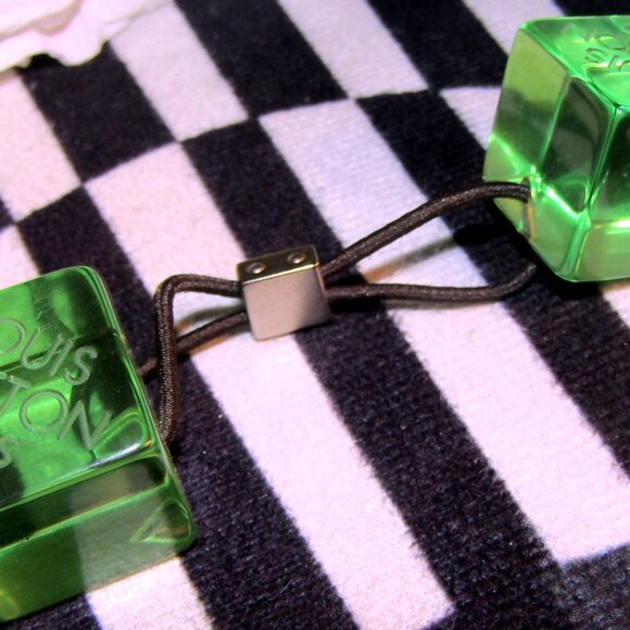 Auth Louis Vuitton Hair Cube Hair Tie Neon Green & Neon Orange Hair Tie with Bag - Picture 14 of 14